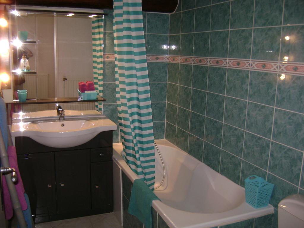 Les Chandelles Bed & Breakfast Villiers-le-Morhier Kamer foto