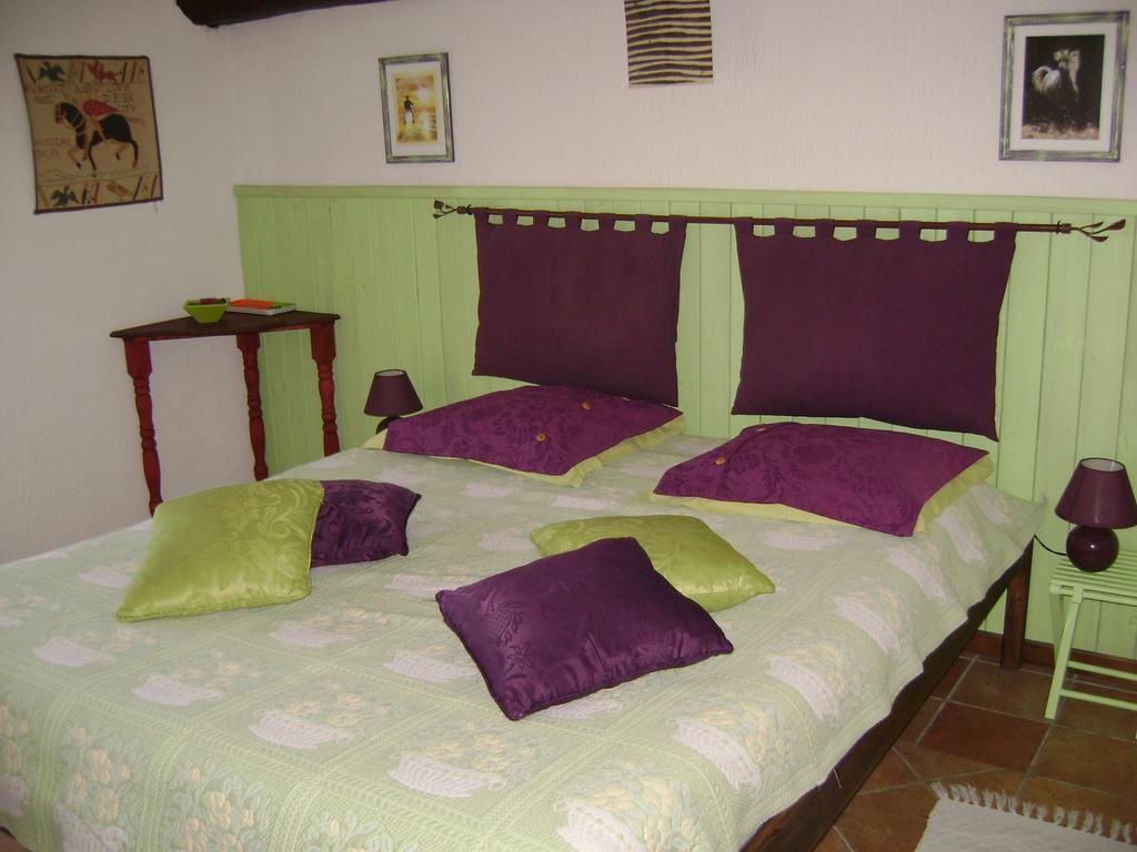 Les Chandelles Bed & Breakfast Villiers-le-Morhier Kamer foto