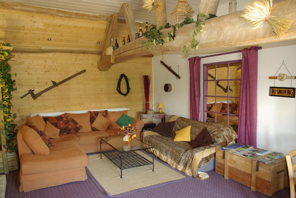 Les Chandelles Bed & Breakfast Villiers-le-Morhier Kamer foto