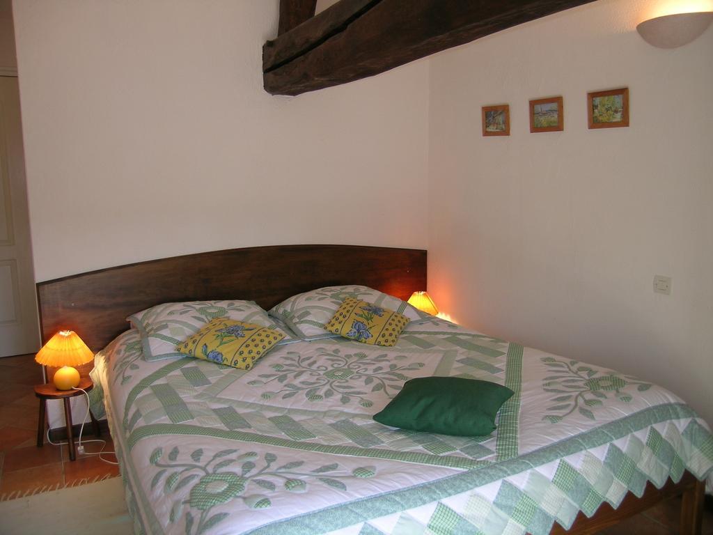 Les Chandelles Bed & Breakfast Villiers-le-Morhier Kamer foto