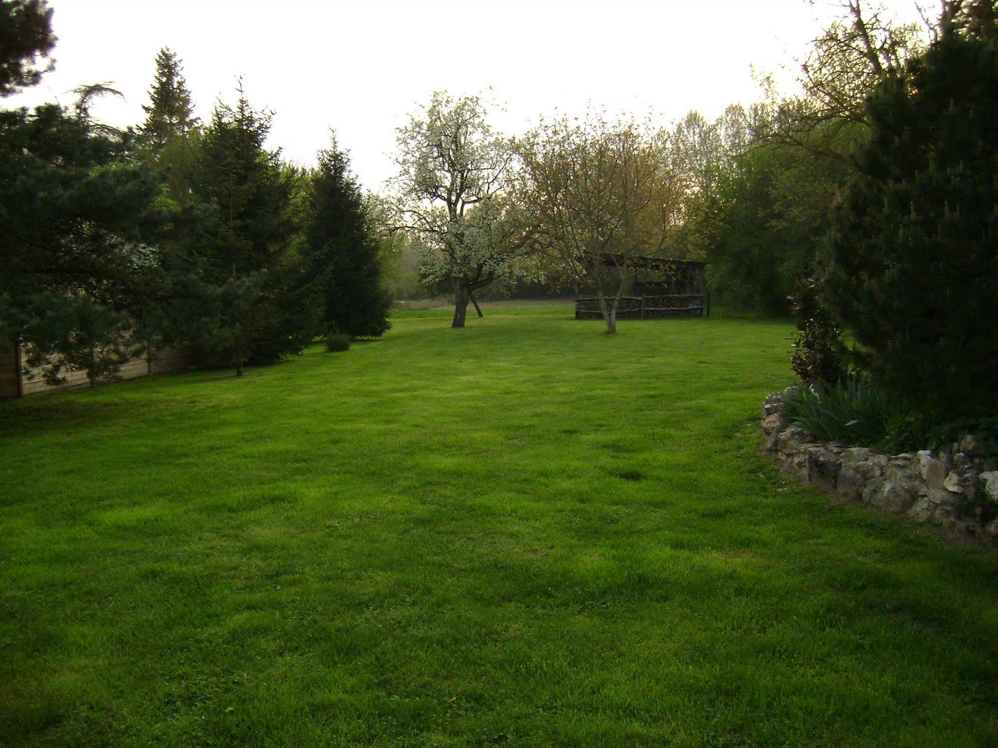 Les Chandelles Bed & Breakfast Villiers-le-Morhier Buitenkant foto